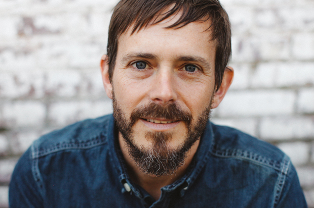 Glen Phillips (Ashtin Paige)