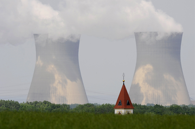 Steam rises from the cooling towers of the nuclear power plant in Gundremmingen, southern Germany (Getty/Christof Stache)