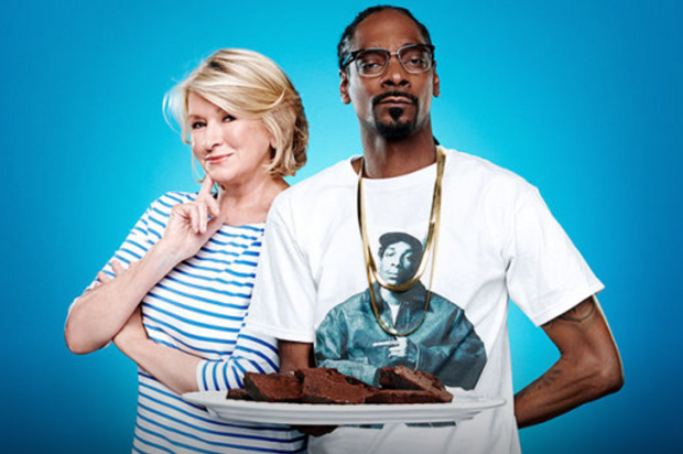 Martha Stewart and Snoop Dogg in "Martha and Snoop's Potluck Dinner Party" (VH1)