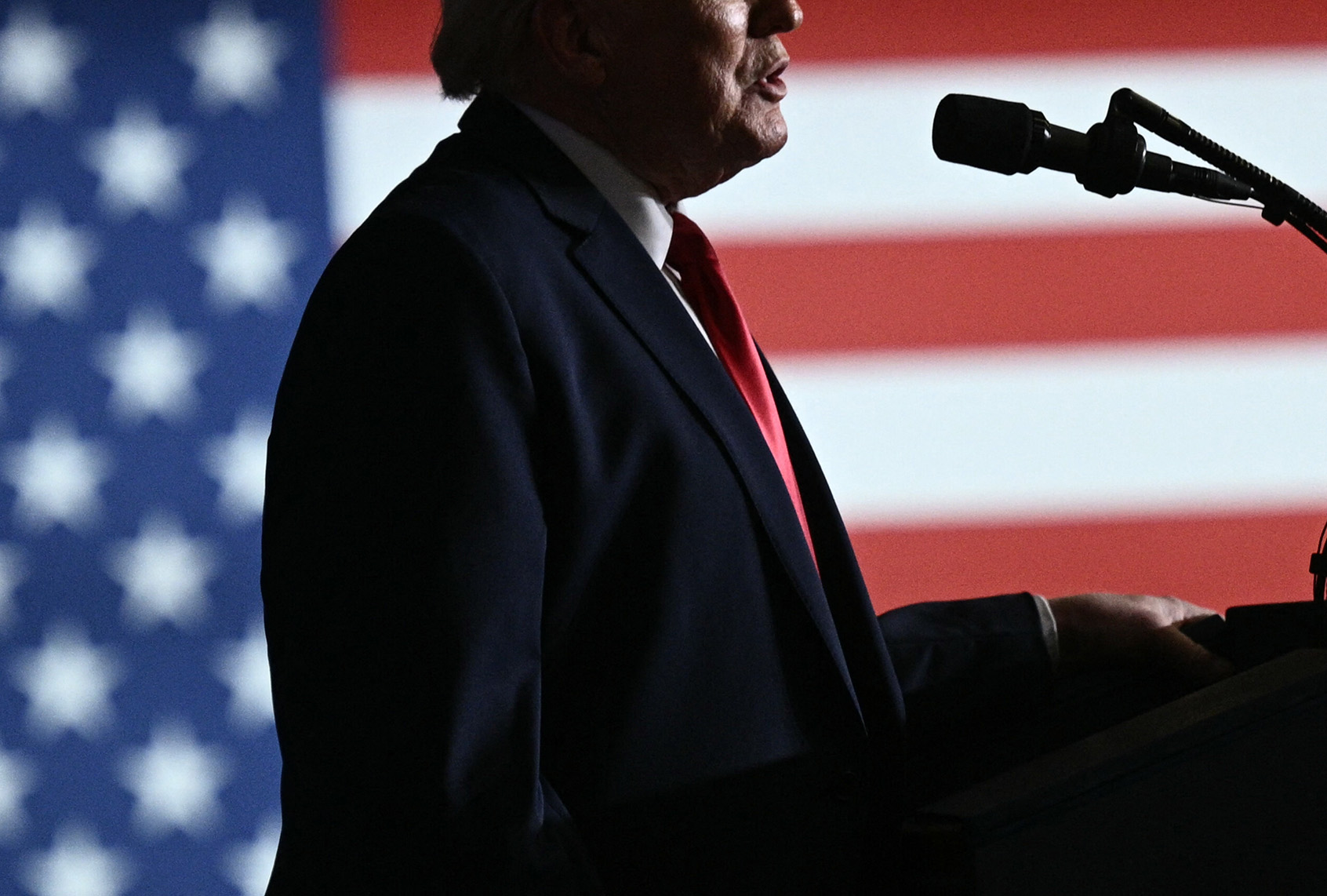 (Brendan SMIALOWSKI / AFP via Getty Images))