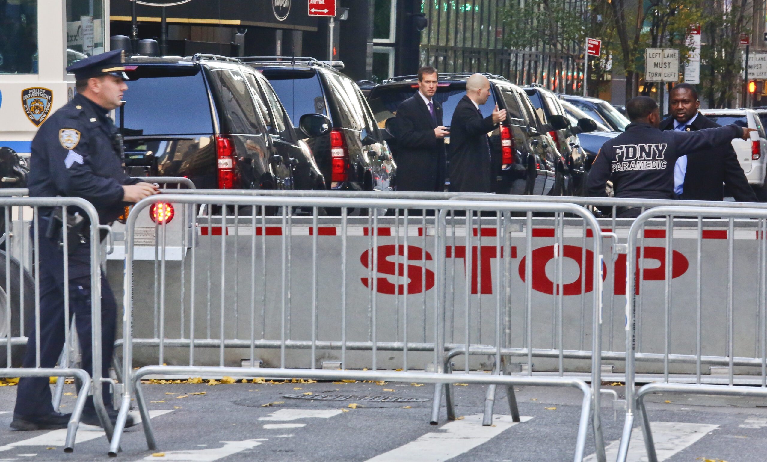 Secret Service security vehicles gather outside Trump Tower, Friday Nov. 18, 2016, in New York. (AP)