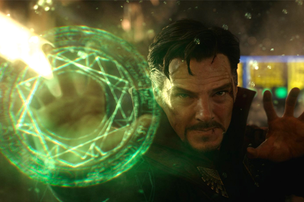 Benedict Cumberbatch in "Dr. Strange" (Walt Disney)