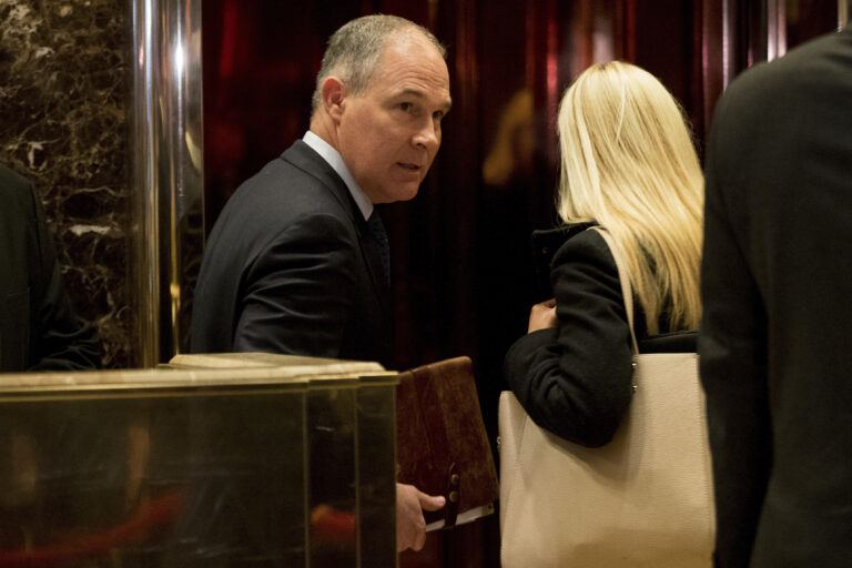 (AP Photo/Andrew Harnik)