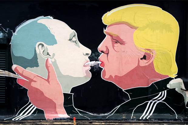 Mural Depicts Donald Trump And Vladimir Putin in Lithuania (Getty/Sean Gallup)