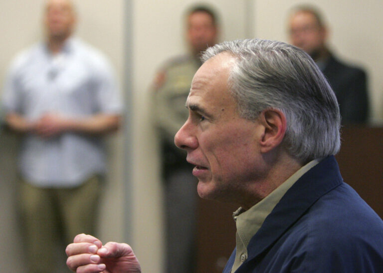 Gov. Greg Abbott talks with Secretary of Homeland Security John Kelly before a briefing on border security Wednesday Feb. 1, 2017 at the Texas Department of Public Safety regional headquarters in Weslaco, Texas. Secretary Kelly and Abbott toured the Texas border with Mexico in a helicopter following the briefing.      (Nathan Lambrecht/The Monitor via AP, Pool) (AP)
