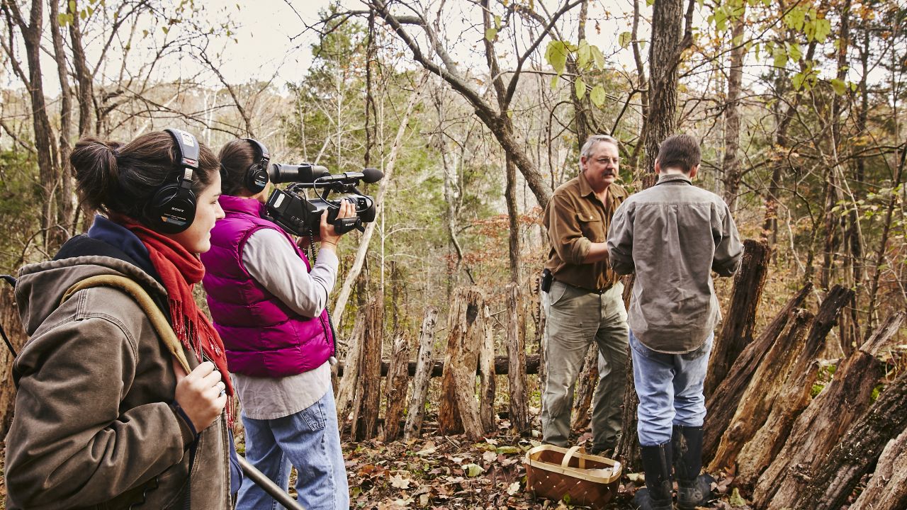 Appalshop program participants filming. (Shawn Poynter Photography)