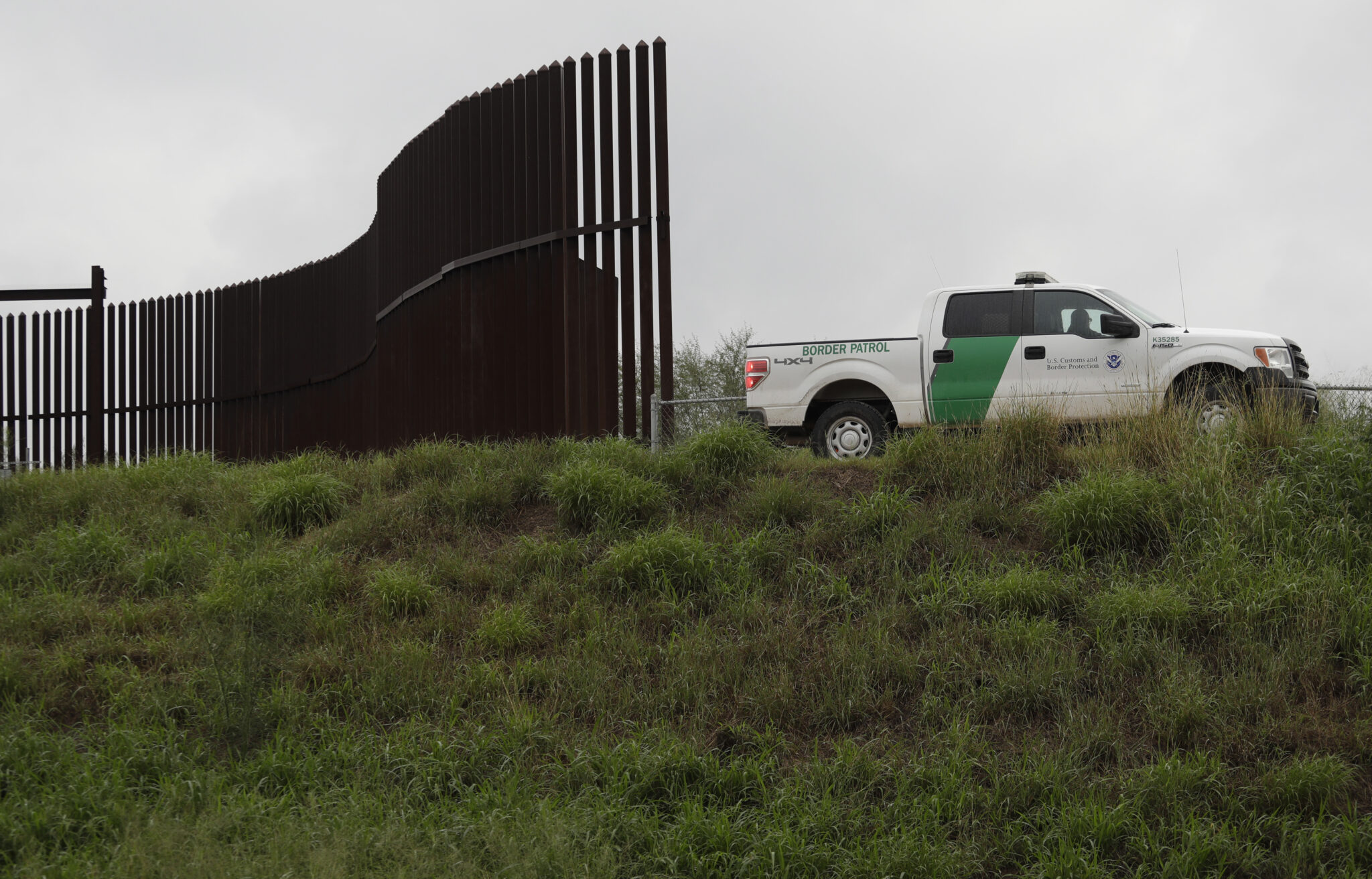 Donald Trump may be willing to shut down the government over border ...