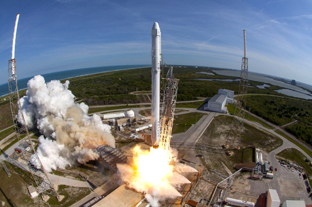 (SpaceX)