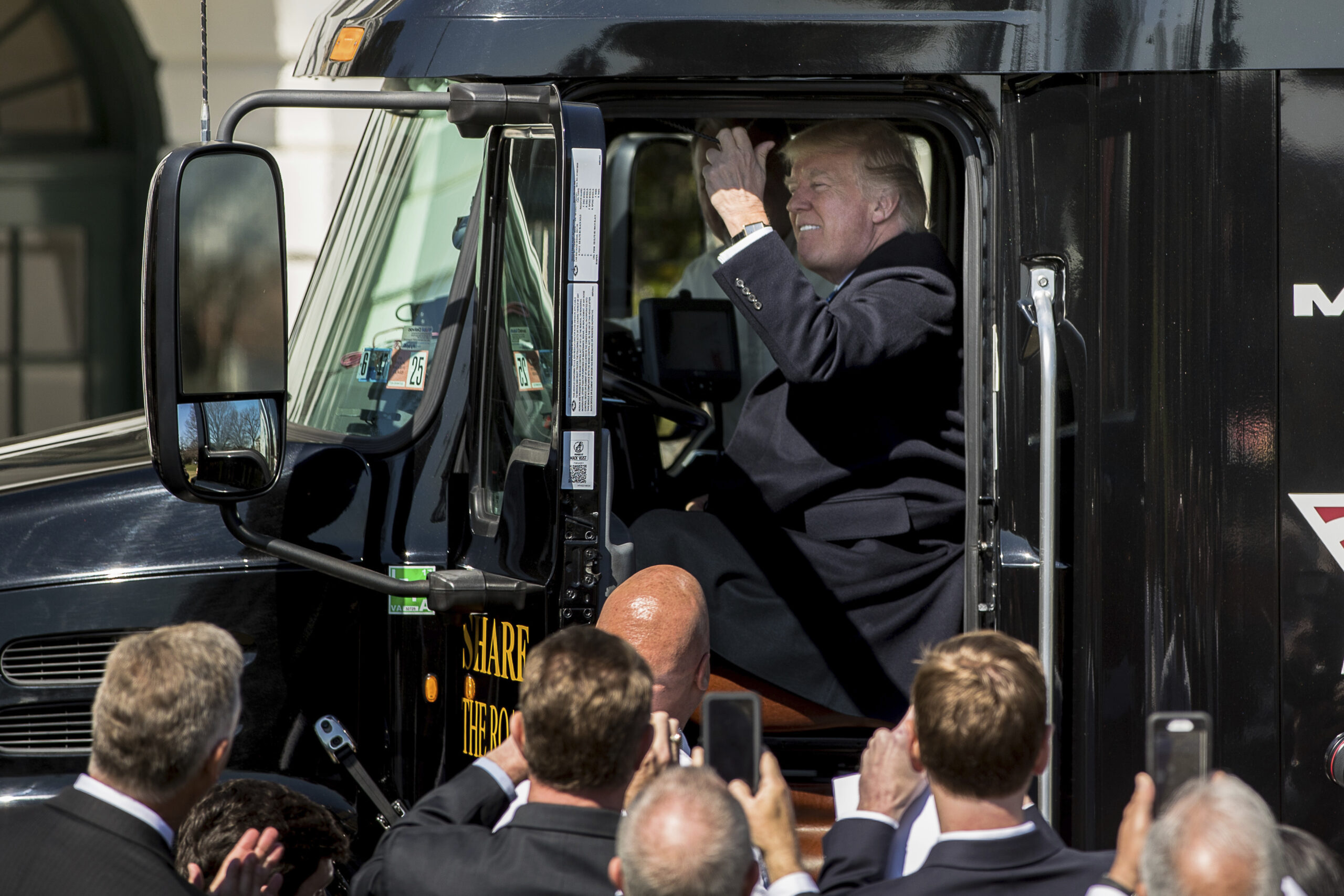(AP Photo/Andrew Harnik)
