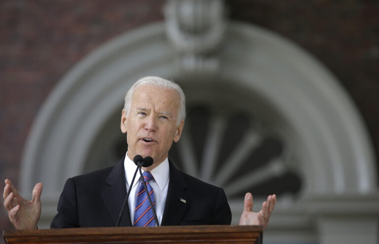 (AP Photo/Steven Senne)