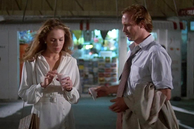 Kathleen Turner and William Hurt in "Body Heat" (Warner Bros.)