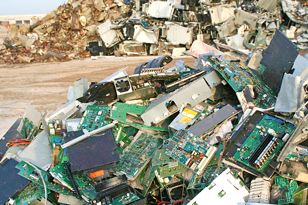 Electronic dump (Getty/Lya_Cattel)