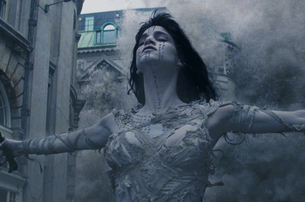Sofia Boutella as Princess Ahmanet in "The Mummy" (Universal Studios)