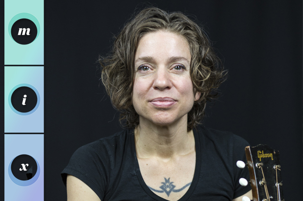 Ani DiFranco (Salon)