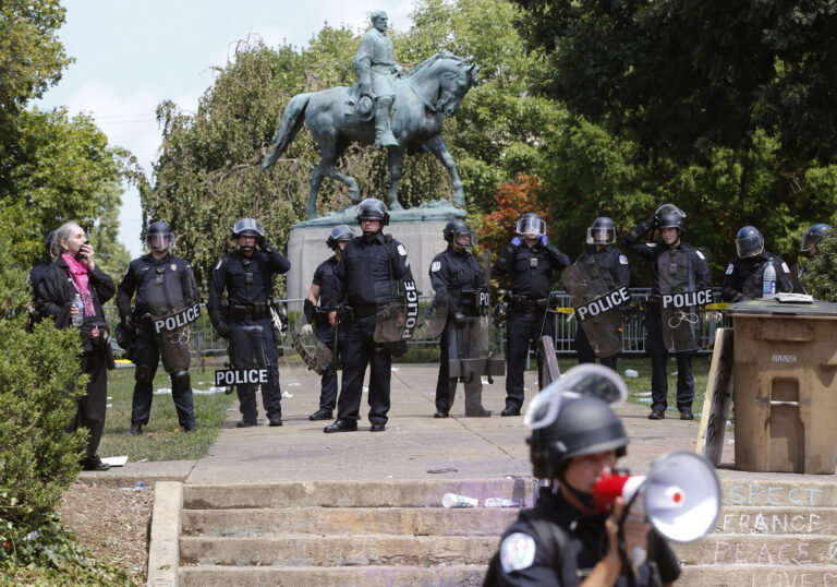 (AP Photo/Steve Helber)