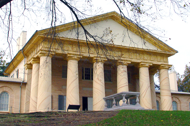 Arlington House, The Robert E. Lee Memorial (Wikimedia)
