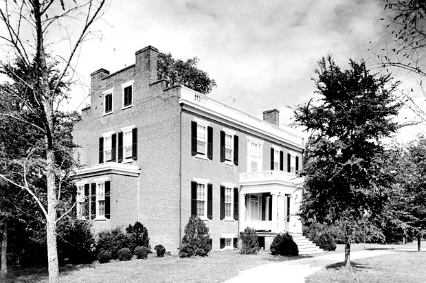 Typical 19th century southern plantation in Charles City near Richmond, Va., in Sept. 1954. (AP/Colonial Studio)