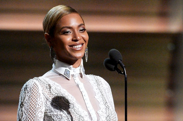 Beyonce at the 2016 Grammys (Getty/Kevork Djansezian)