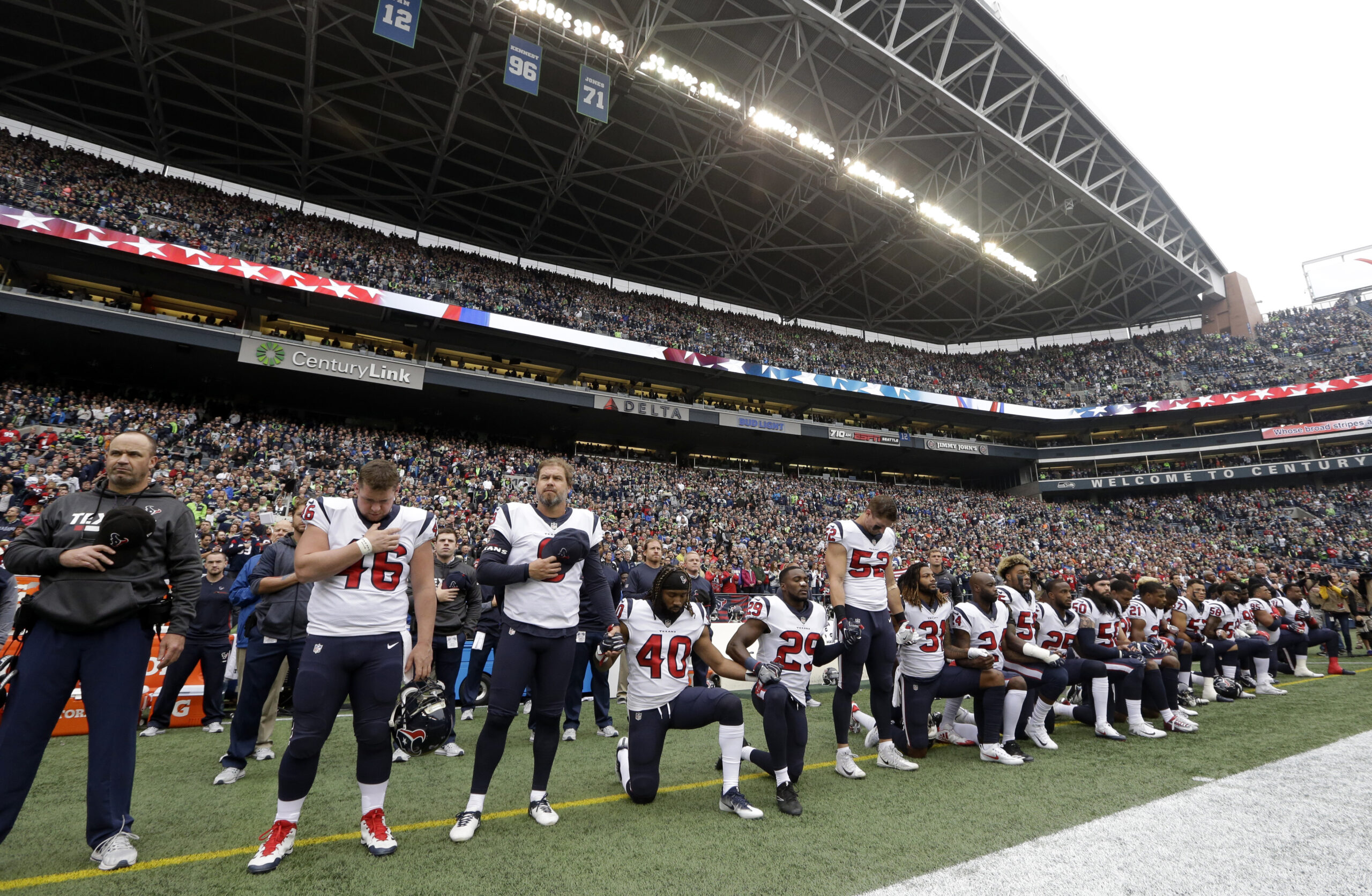 (AP Photo/Elaine Thompson)