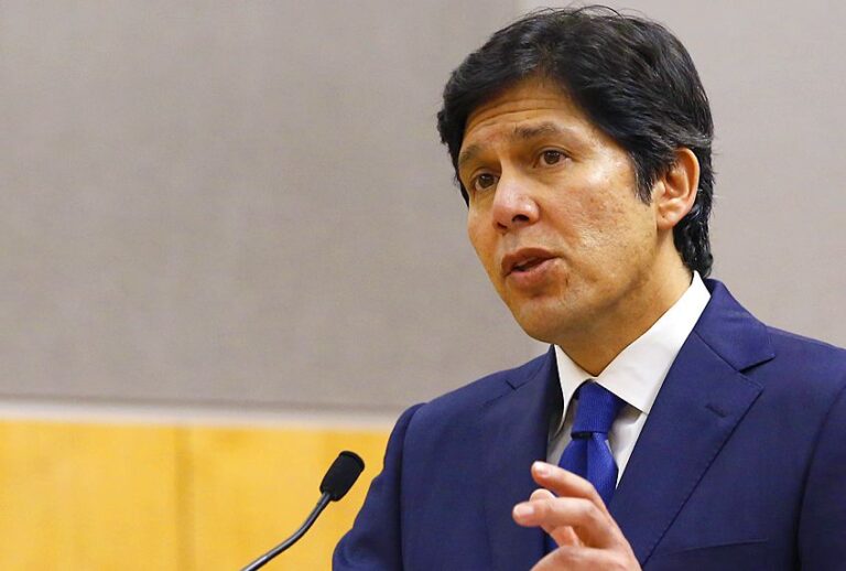 Kevin de Leon (AP/Rich Pedroncelli)