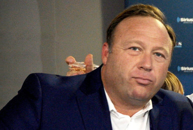 Alex Jones (Getty/Ben Jackson)