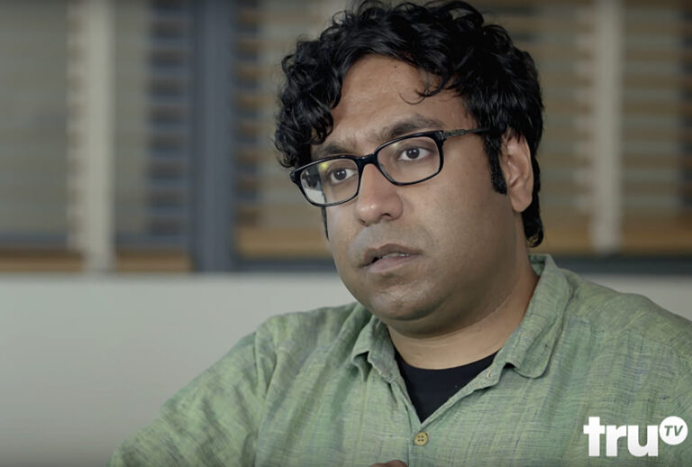 Hari Kondabolu in "The Problem With Apu" (TruTV)