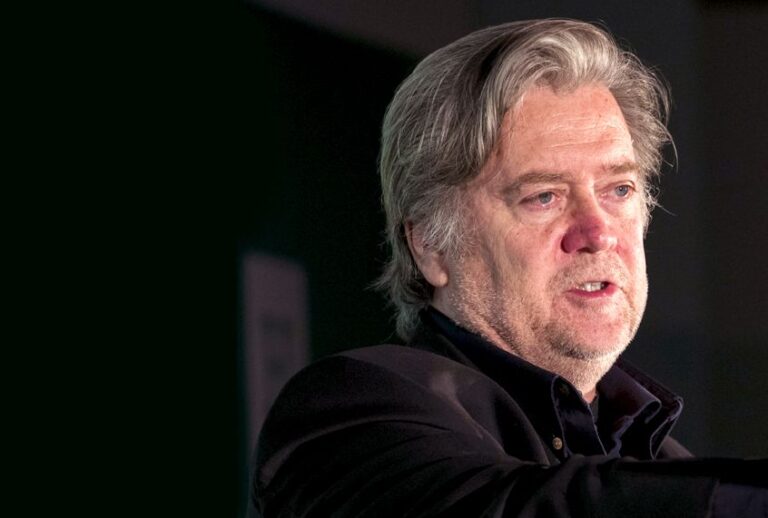 Steve Bannon (Getty/Drew Angerer)
