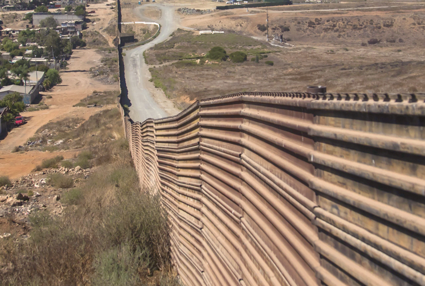 A wall along the border between the United States and Mexico (Getty/Omar Martinez)