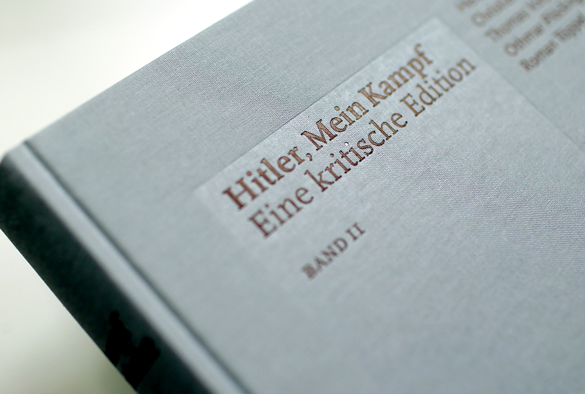 Adolf Hitler's "Mein Kampf" (Getty/Johannes Simon)