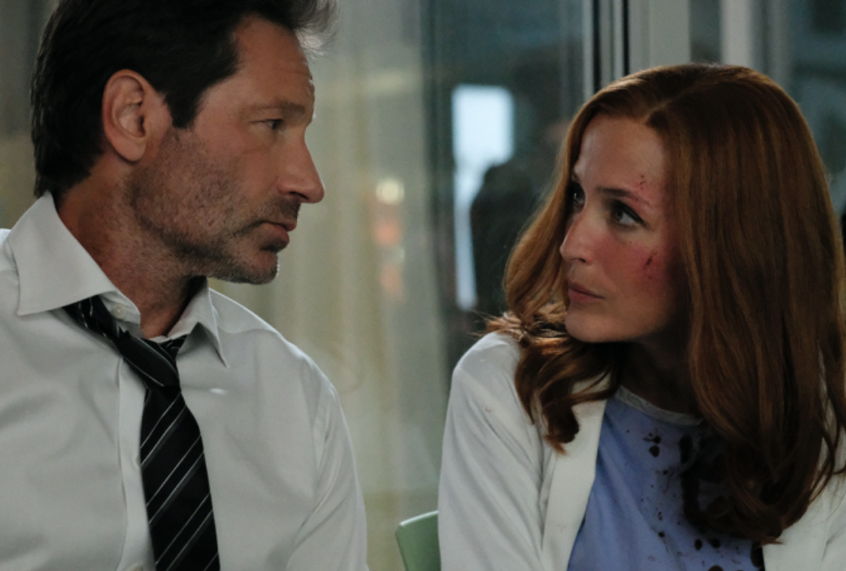 David Duchovny as Fox Mulder and Gillian Anderson as Dana Scully in "The X-Files" (FOX)