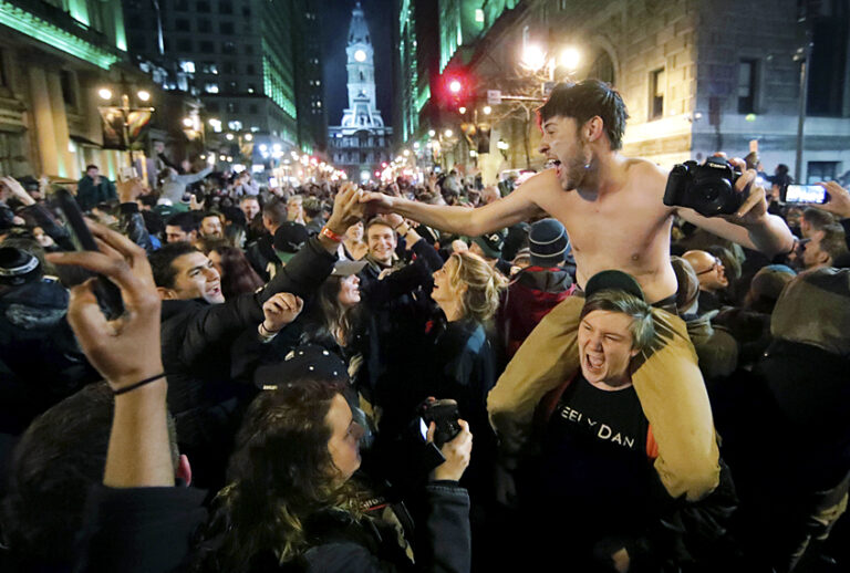Philadelphia Eagles fans celebrate the team's victory in the NFL Super Bowl 52 (AP/Matt Rourke)