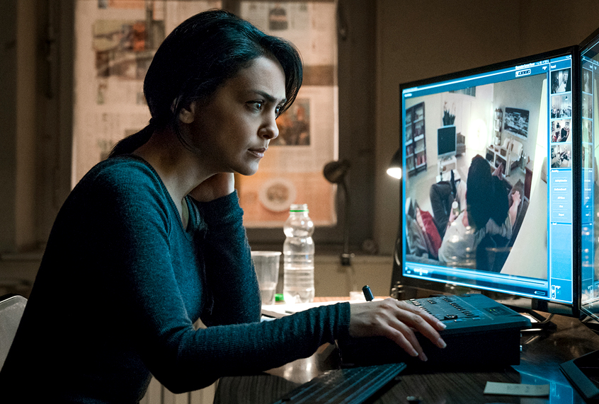 Nazanin Boniadi as Clare in "Counterpart" (Starz)