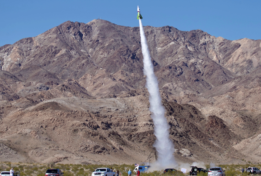 "Mad" Mike Hughes' home-made rocket launches near Amboy, Calif., on March 24, 2018. (AP/Matt Hartman)