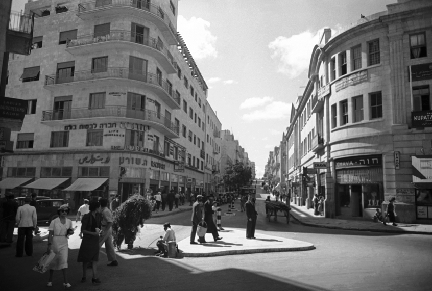 Jerusalem, Oct. 23, 1938. (AP)
