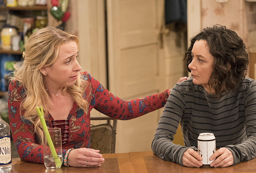Lecy Goranson and Sara Gilbert in "Roseanne" (ABC/Greg Gayne)
