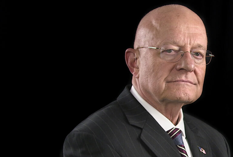 James Clapper (Matt Smith)