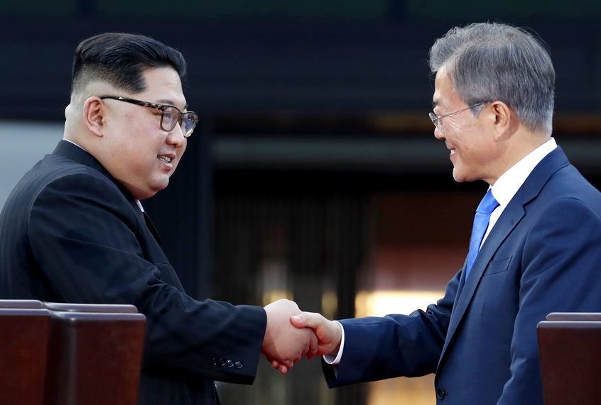 North Korean leader Kim Jong Un and South Korean President Moon Jae-in (Korea Summit Press Pool via AP)