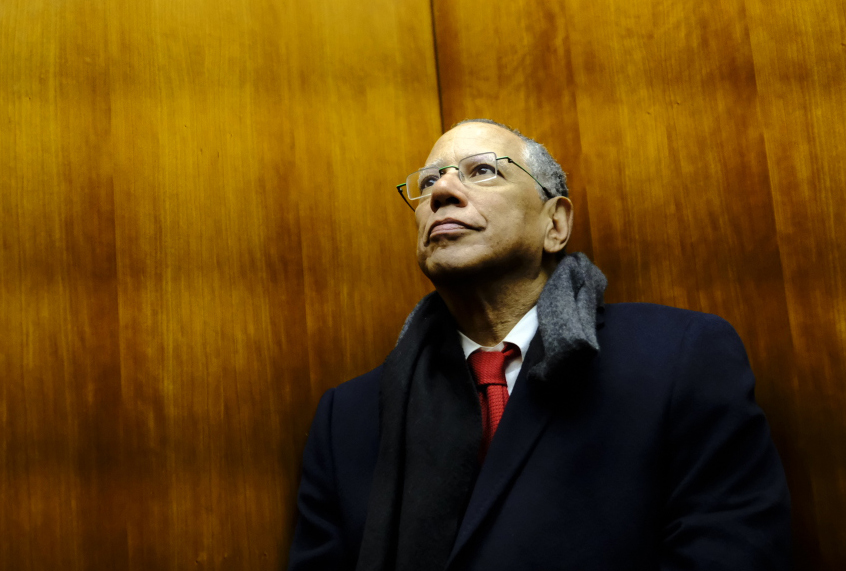 Executive Editor Dean Baquet heads in to The New York Times headquarters in "The Fourth Estate." (T.j. Kirkpatrick/Showtime)