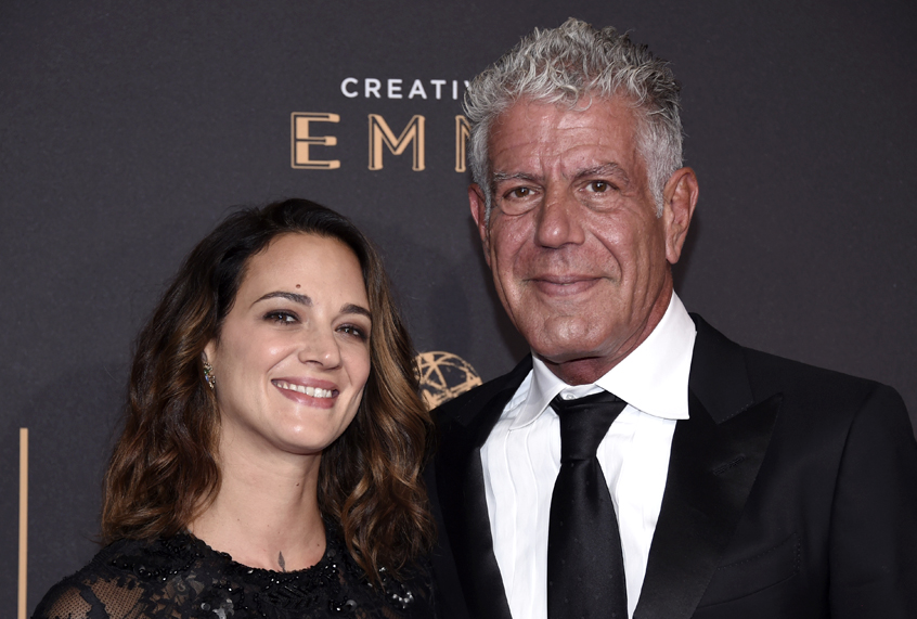 Asia Argento and Anthony Bourdain (AP/Phil Mccarten)
