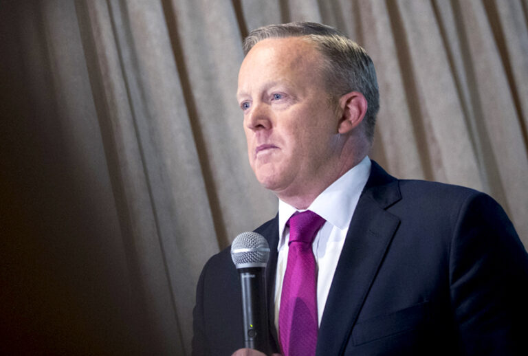 Former White House Press Secretary Sean Spicer (Getty/Drew Angerer)