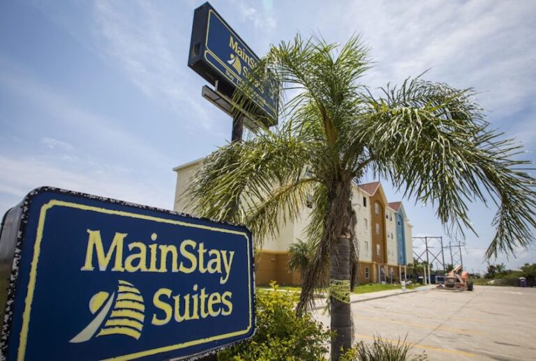 Damage from Hurricane Harvey is still seen as work continues on the MainStay Suites on Tuesday, July 31, 2018, in Ingleside. Nearly a year after the hurricane, repairs to the hotel are still not finished. (Smiley N. Pool/The Dallas Morning News/Reveal)