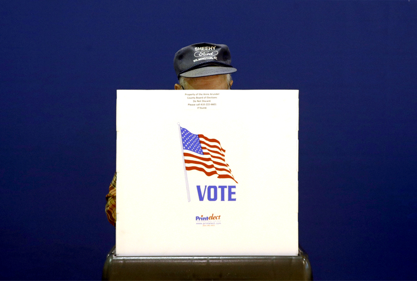 A voter fills out a ballot at a polling place at Lake Shore Elementary School, Tuesday, Nov. 6, 2018, in Pasadena, Md. (AP/Patrick Semansky)