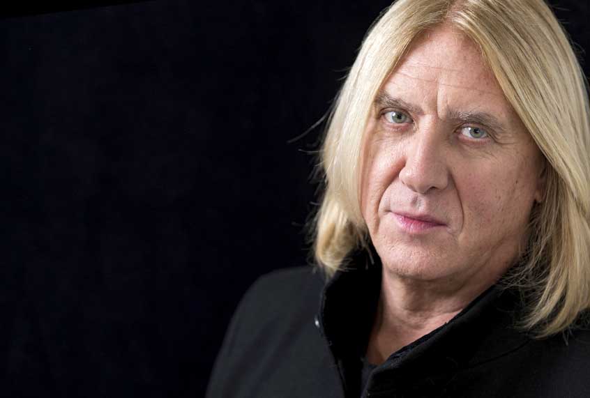 Def Leppard singer Joe Elliot (AP/Brian Ach/)