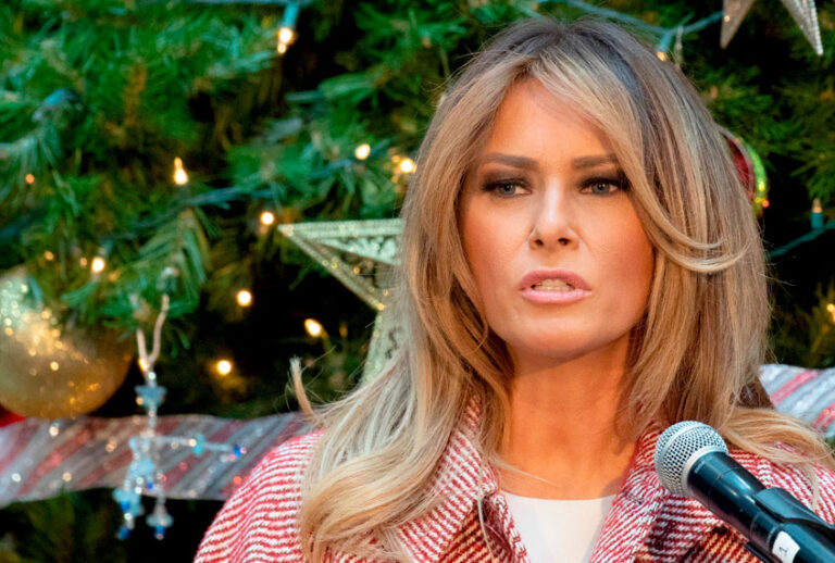 Melania Trump visits children at Children's National Hospital in Washington, DC, on December 13, 2018. (Getty/Jim Watson)