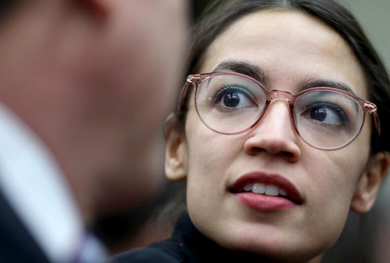 Alexandria Ocasio-Cortez (Getty/Win McNamee)