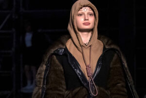 burberry-rope-hoodie-300x202.jpg