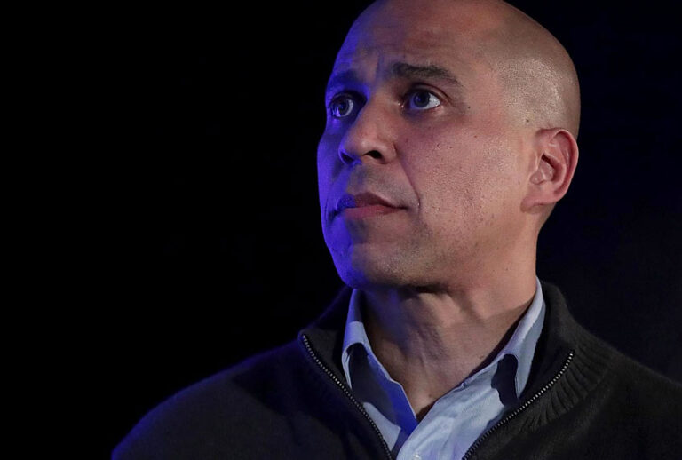 Senator Cory Booker (D-NJ) (Getty/Scott Olson)