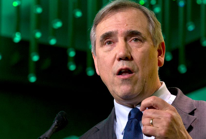 Sen. Jeff Merkley (AP/Jose Luis Magana)