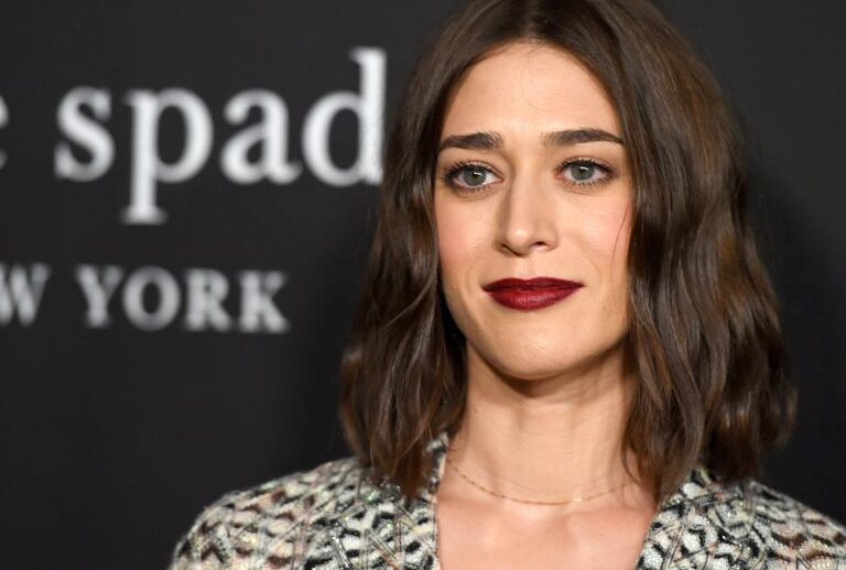 Lizzy Caplan (AP/Jordan Strauss)