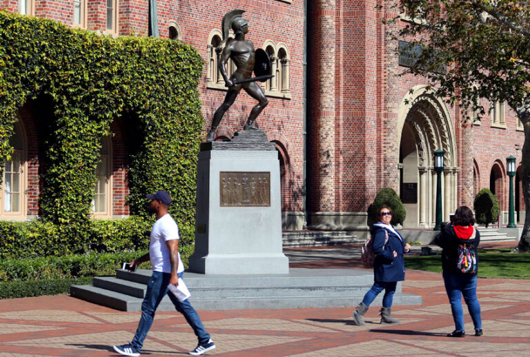 University of Southern California (AP/Reed Saxon)